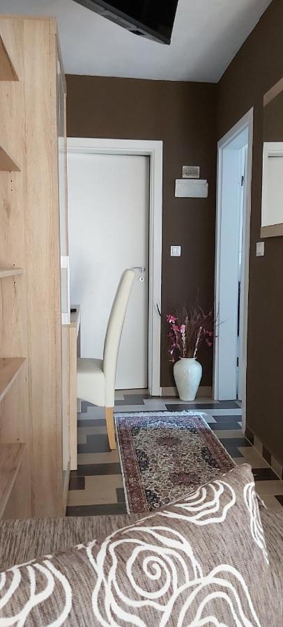 Apartment Iva 奈维斯 外观 照片